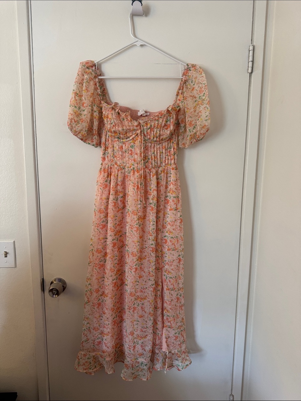 Peach Floral Puff-Sleeve Maxi Dress